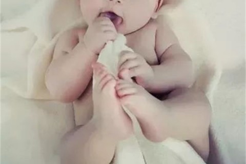 夏季怎么穿可以避免广州捐卵宝宝感冒受凉？生病要怎么穿？